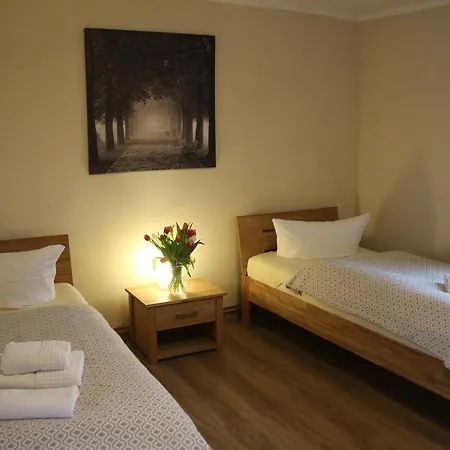 Baeumi-hof 3*