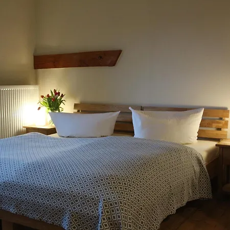 Baeumi-hof ゲストハウス 3*